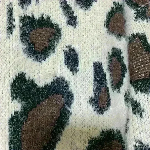 Cheetah Print Fuzzy Sweater - Picture 3 of 3